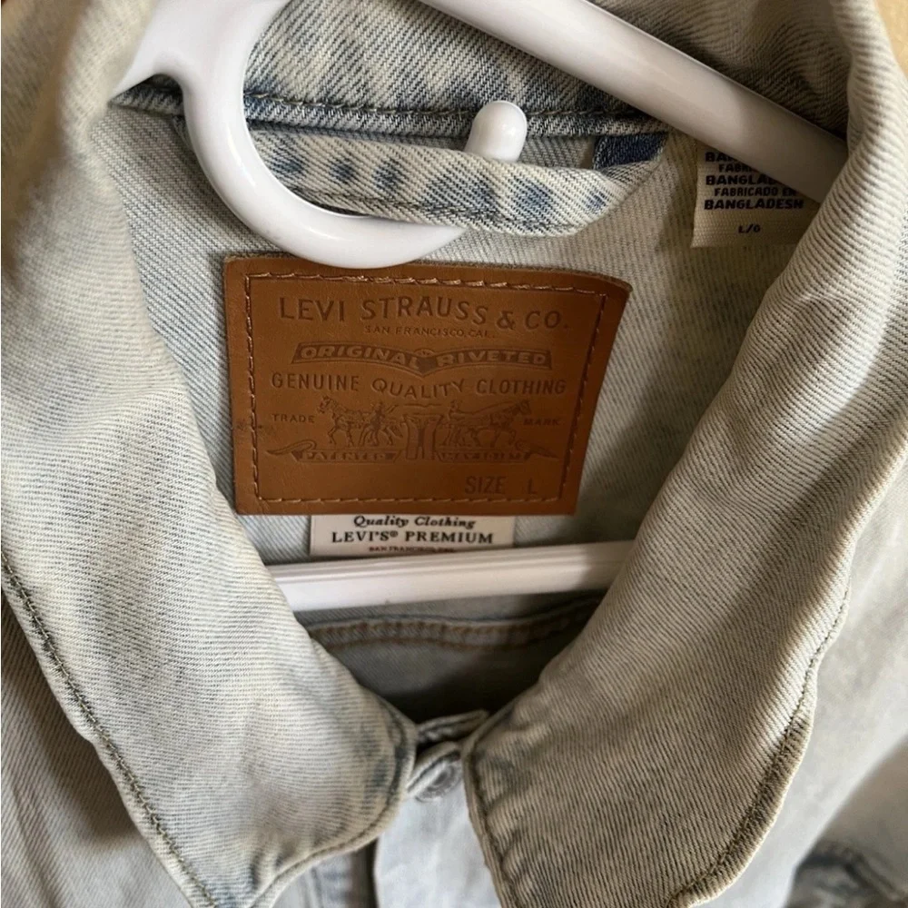 Levi’s Premium Trucker Jacket PC9 72334‑0510 Men’s L Light Blue Soft Denim